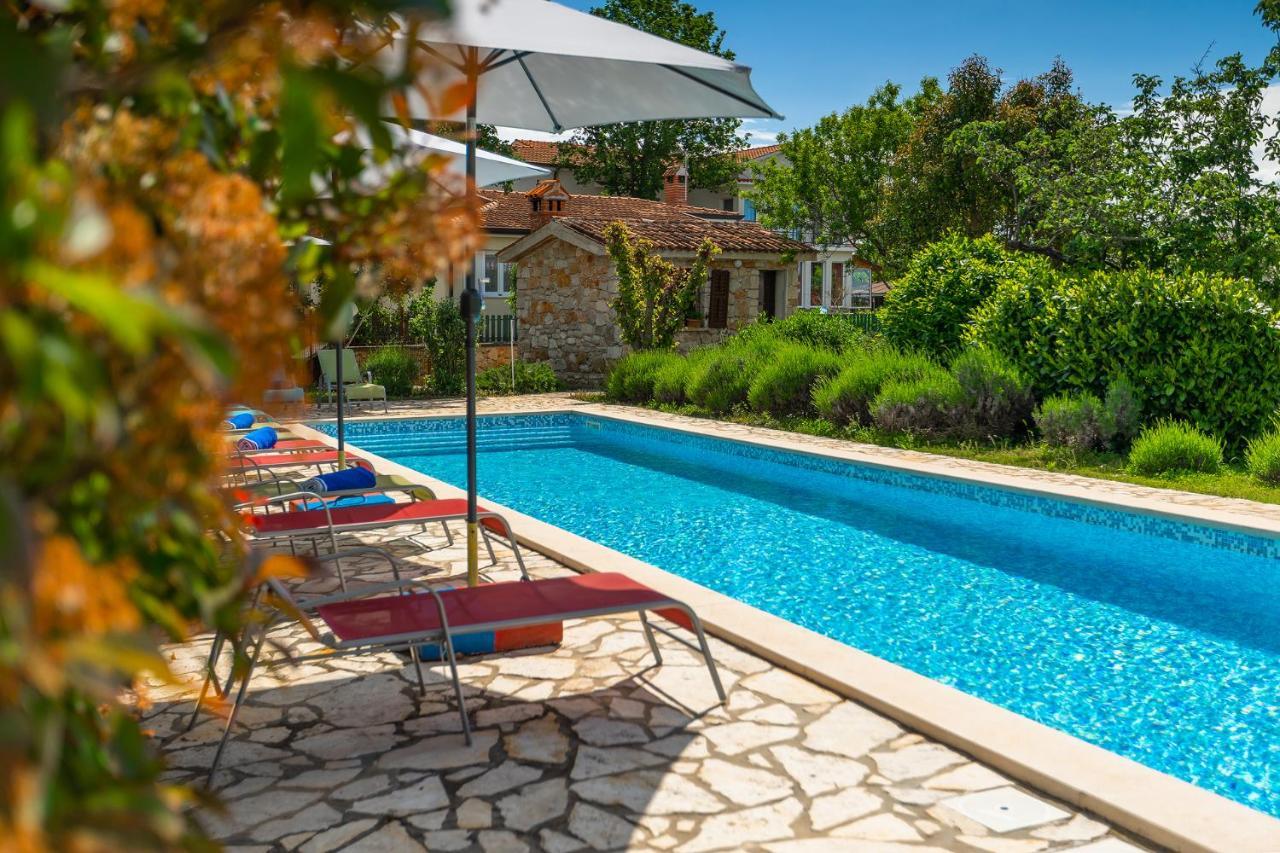 Apartmani Martina Porec Exterior photo