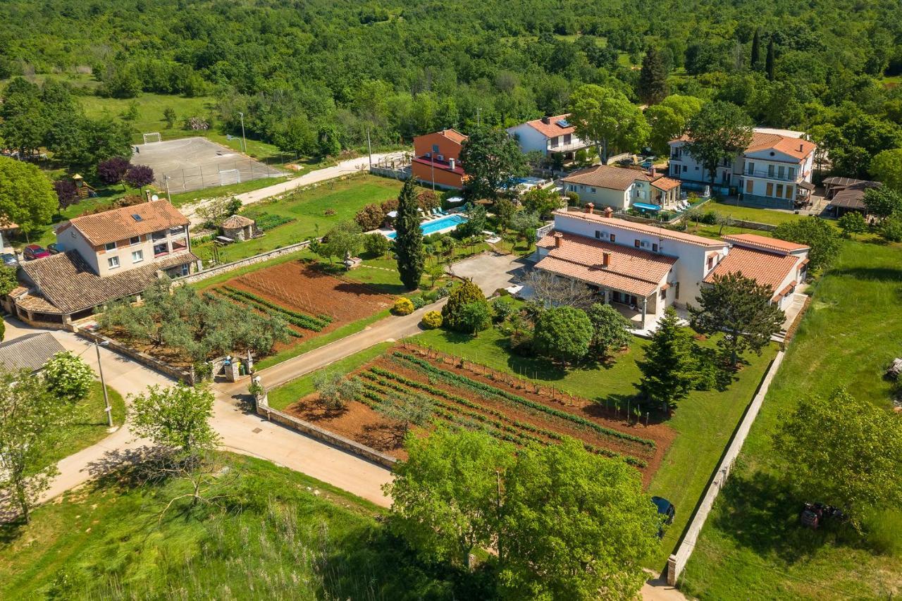 Apartmani Martina Porec Exterior photo