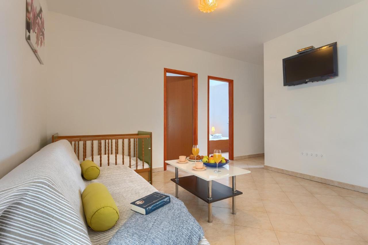 Apartmani Martina Porec Exterior photo