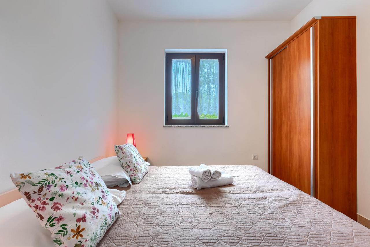 Apartmani Martina Porec Exterior photo
